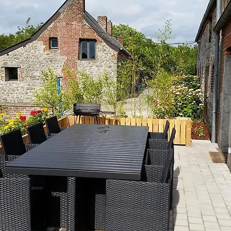 Le Clos Du Fourmanoir Avesnelles Exterior photo